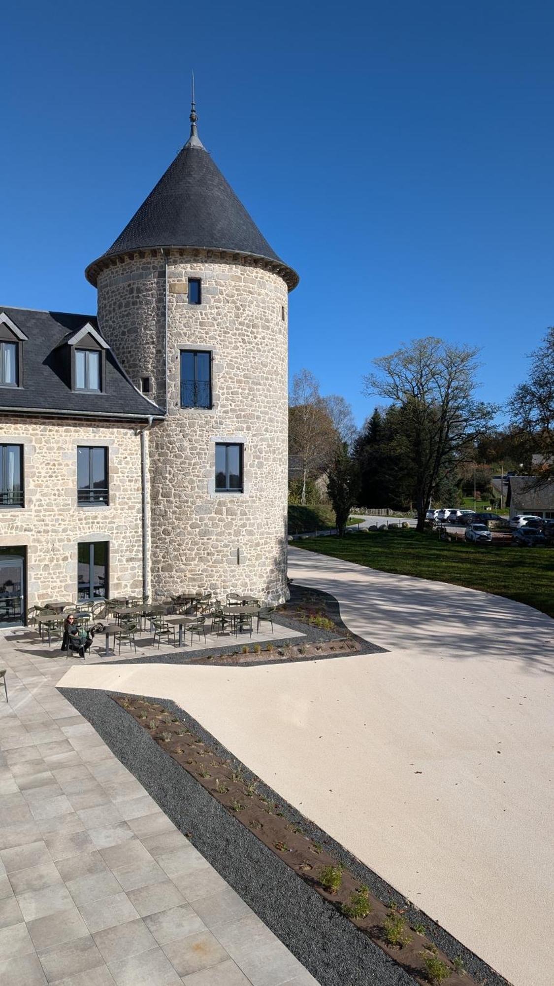 Chateau Du Theil Юссель Экстерьер фото